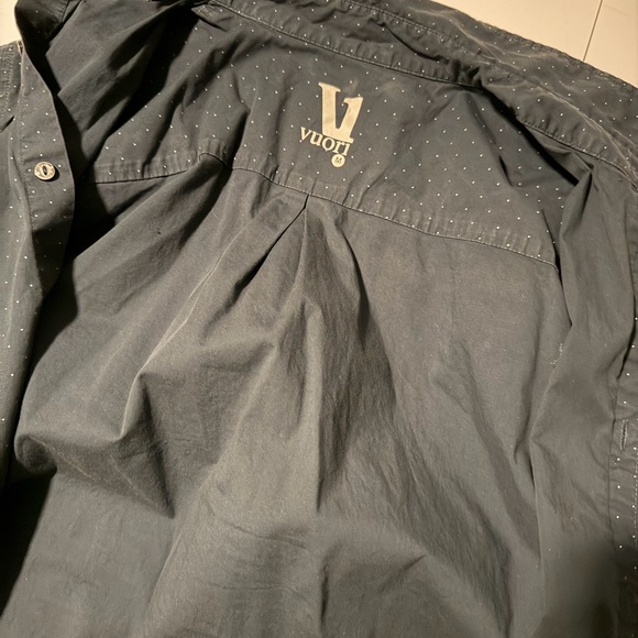 Men's Vuori Bridge Button Down Shirt Size Medium - Picture 8 of 8